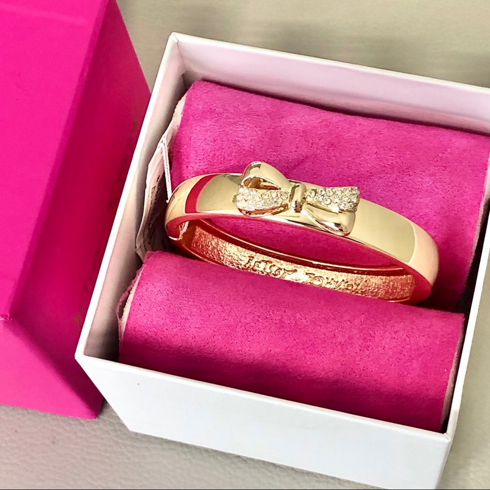 Betsey Johnson Gold Bow Bangle